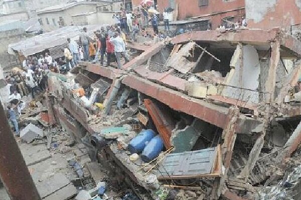 نائیجیریا میں اسکول پر مشتمل عمارت گرنے کی وجہ سے 10 افراد ہلاک