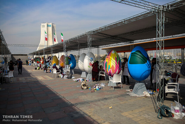 Tehran hosting colored-egg festival