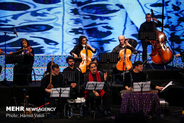 کنسرت شهرام ناظری در برج میلاد تهران