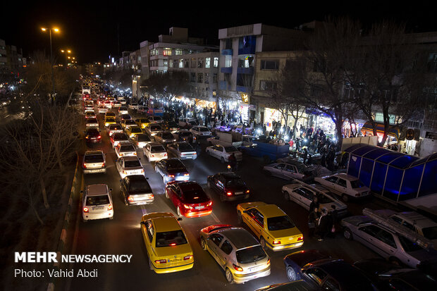 حيوية في سوق الباعة الجوالين بتبريز