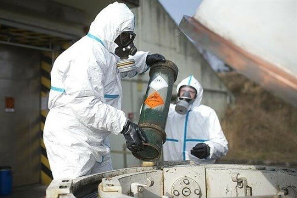 آماده شدن تروریستها برای حمله شیمیایی در ادلب با کمک کلاه سفیدها