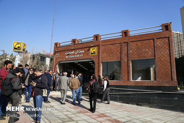 Inauguration of 3 Tehran Metro's new stations