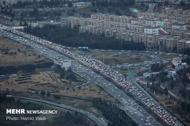 Car traffic in capital Tehran on threshold of New Year