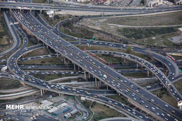 Car traffic in capital Tehran on threshold of New Year