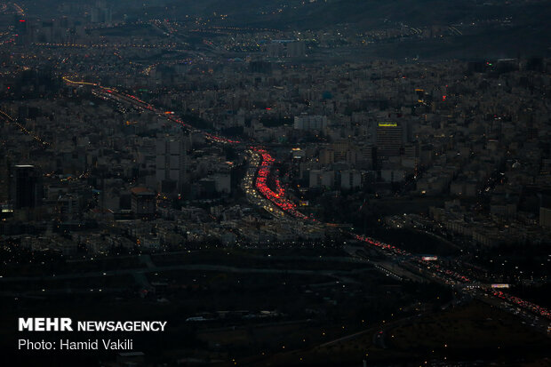 Car traffic in capital Tehran on threshold of New Year