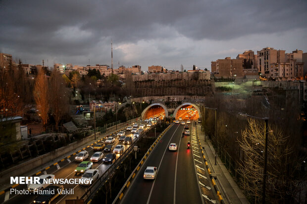 Car traffic in capital Tehran on threshold of New Year