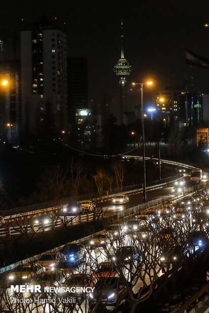 Car traffic in capital Tehran on threshold of New Year