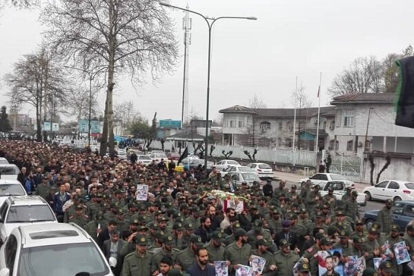 پیکر مطهر شهید «حسین جوینده» در رشت تشییع و خاکسپاری شد