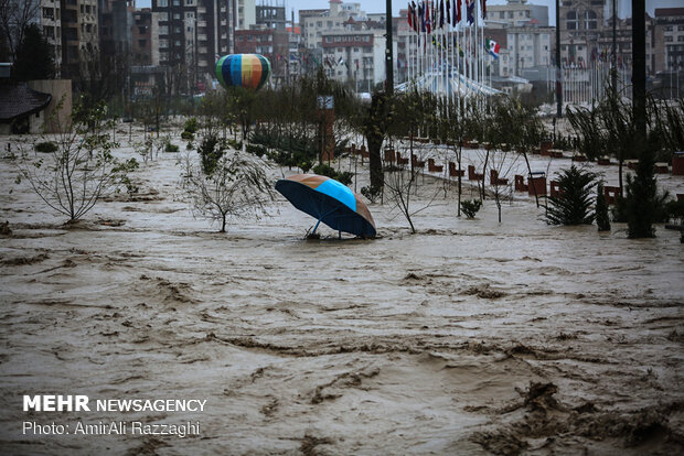 River flood hits Sari, northern Iran