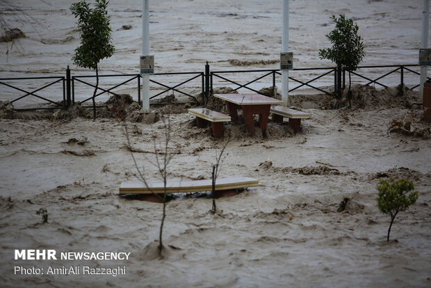 River flood hits Sari, northern Iran