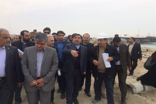 آخوندی مدعی شد رونق بندر بوشهر منوط به تصویب FATF است
