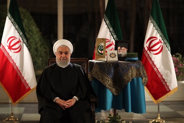 Rouhani vows to establish more friendly ties with neighbors in New Year