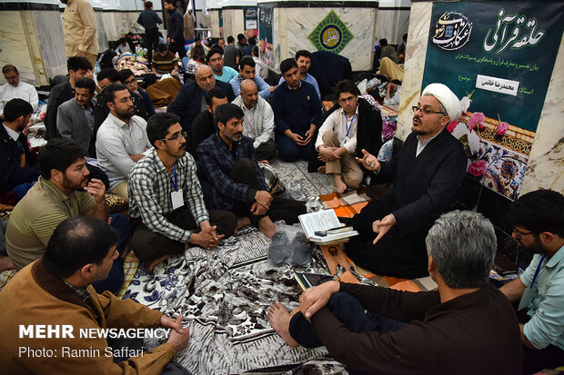 مراسم معنوی اعتکاف در حرم مطهر رضوی