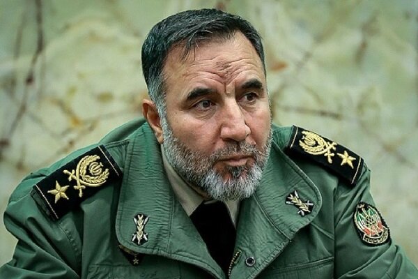 Army forces, IRGC go hand in hand: Cmdr. Heidari