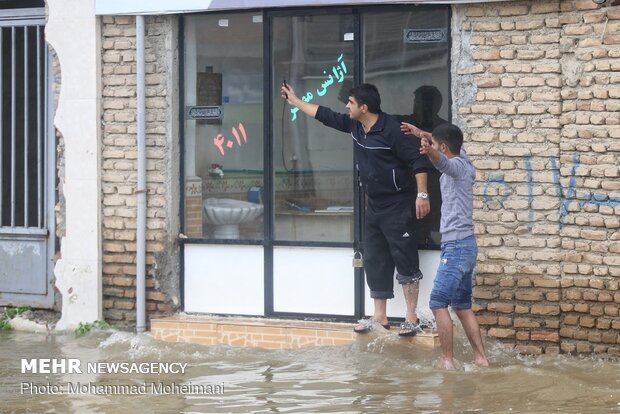 شدت گرفتن سیلاب در روستاهای استان گلستان
