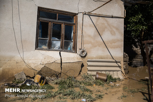 خسارات سیل در روستای اسفندان ساری