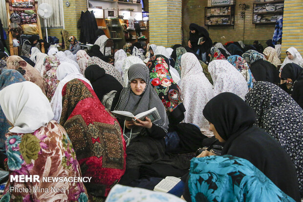 مراسم اعتکاف بانوان تبریزی