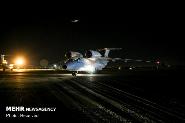 Freed Iranian border guards return home