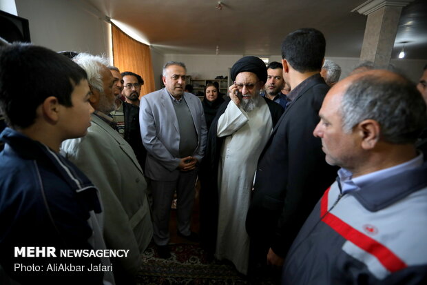 بازديد نماينده مقام معظم رهبري در استان گلستان از محل اسكان موقت سيل زدگان