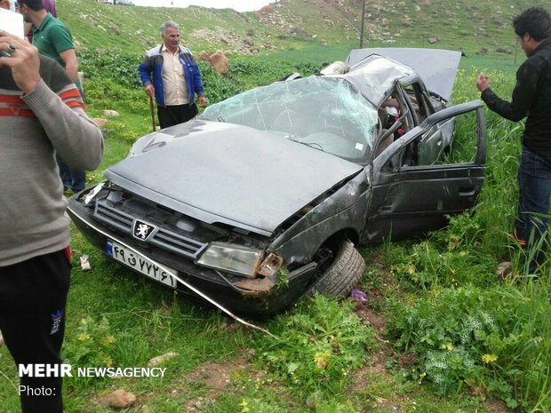 واژگونی خودروی پژو ۳ کشته برجا گذاشت