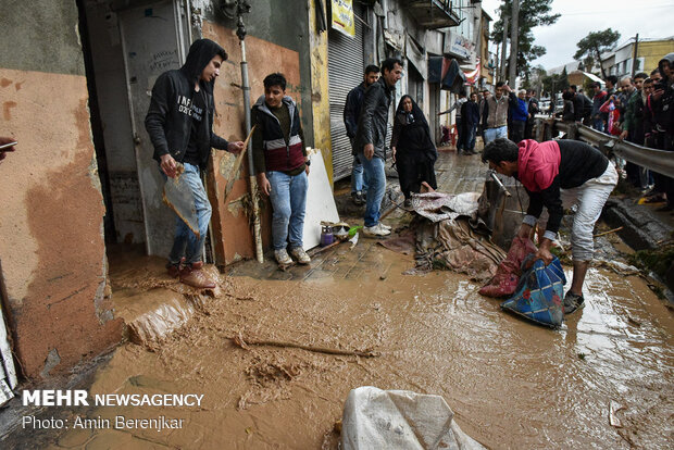 Devastating flash flood in 'Darwazeh Quran', Shiraz