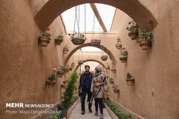 Travelers visit historical monuments in Nowruz