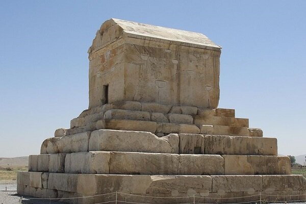 Video: Flash flood touches Cyrus the Great tomb in Shiraz