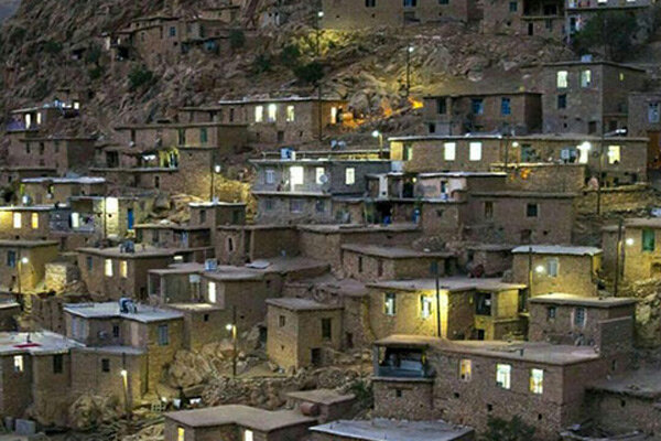 جلوه گری زبانی کهن در شهری نو/ آبیک منتظر مسافران نوروزی - خبرگزاری مهر ...