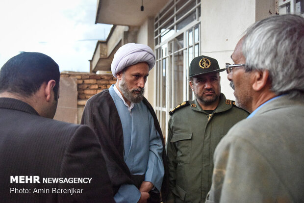 Shiraz Friday prayers leader visits flood-hit areas in Shiraz