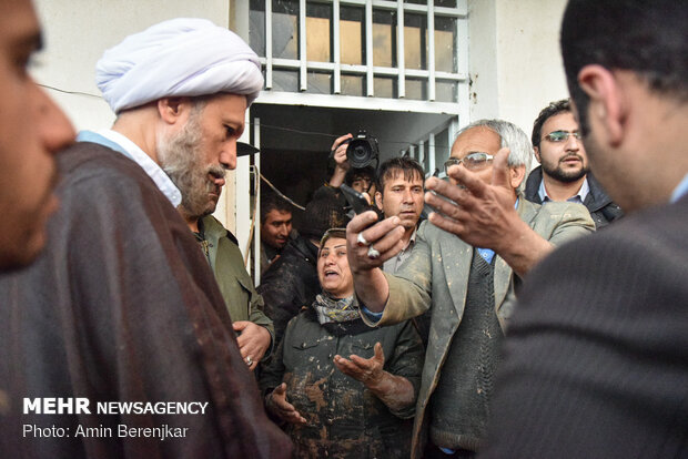 Shiraz Friday prayers leader visits flood-hit areas in Shiraz