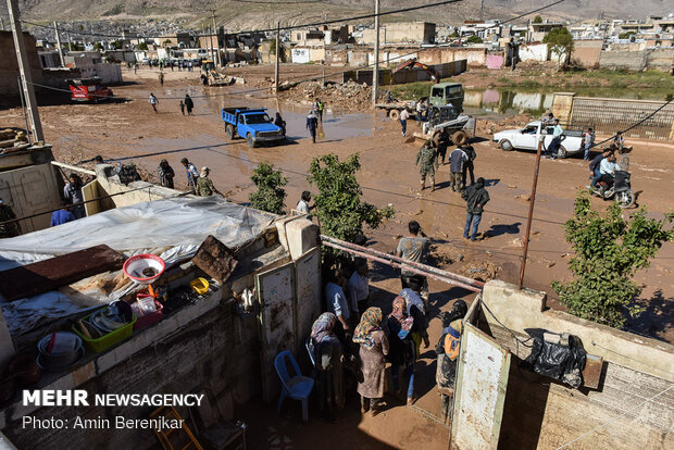 Relief to flood victim families in Shiraz