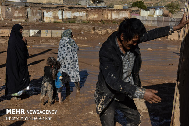 Relief to flood victim families in Shiraz