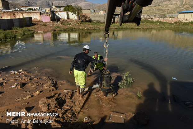 Relief to flood victim families in Shiraz