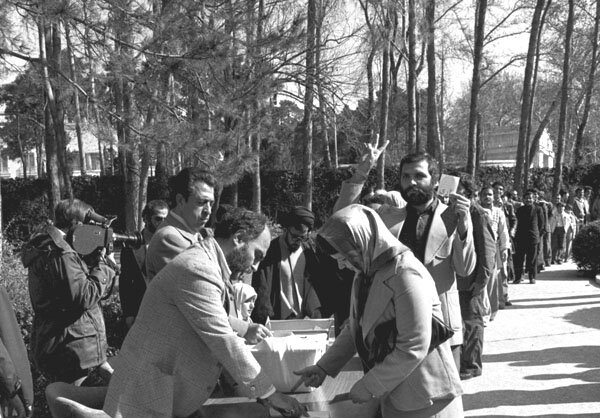 When Iranian nation said YES to ‘Islamic Republic’