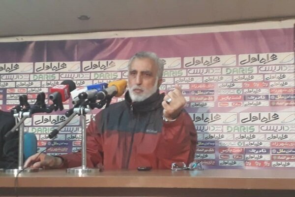 از عملکرد بازیکنانم در دقایق پایانی بازی عصبانی هستم از عملکرد بازیکنانم در دقایق پایانی بازی عصبانی هستم