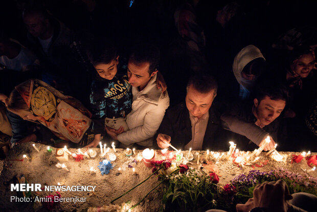 People remember flood victims in Shiraz