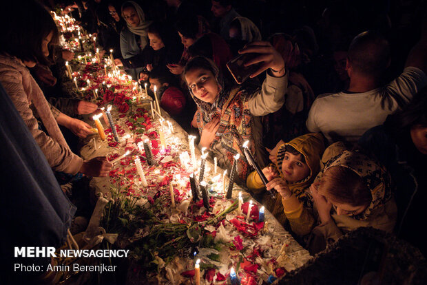 People remember flood victims in Shiraz