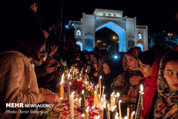 شیراز میں دروازہ قرآن حادثے میں جاں بحق ہونے والوں کی یاد میں تقریب