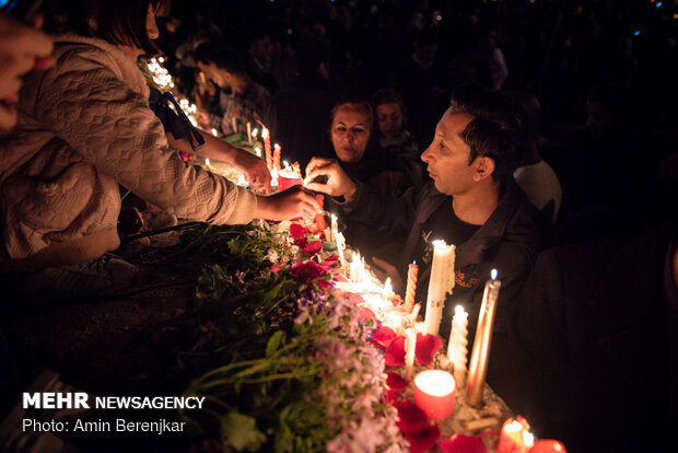 People remember flood victims in Shiraz