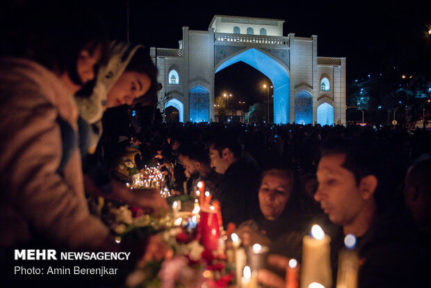 People remember flood victims in Shiraz