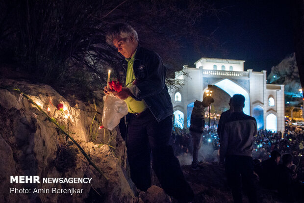 People remember flood victims in Shiraz