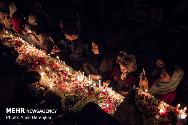 People remember flood victims in Shiraz