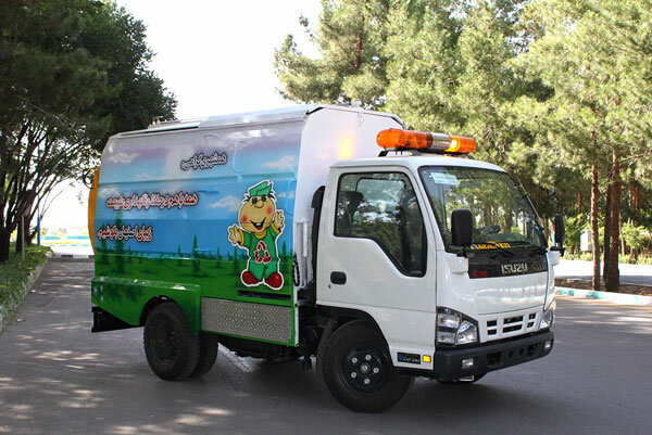 استقرار خودروهای بازیافت در ۵۶ نقطه اصفهان در روز طبیعت