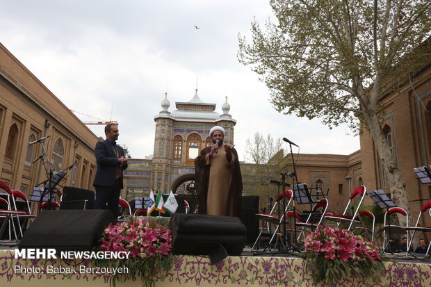 کنسرت محمد معتمدی در میدان مشق