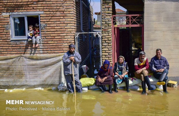 Sel felaketinden zarar görenlere destek sürüyor