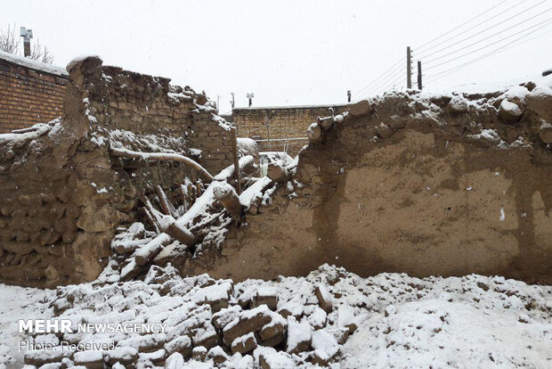 تخریب منازل در روستای خالق آباد زنجان