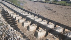ریل خط آهن شیراز به اصفهان تخریب شد