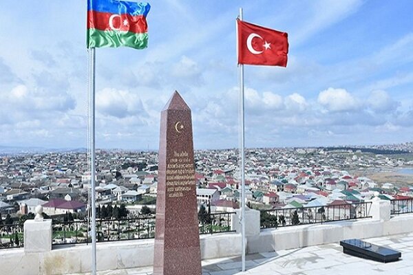 Azerbaycan'da Osmanlı şehitleri için anıt yaptırıldı