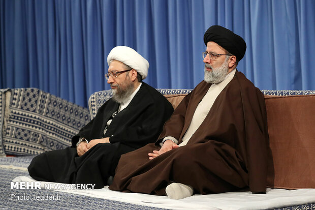 Leader's meeting with Muslim envoys, officials