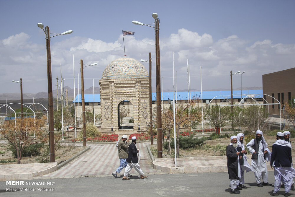 همایش رسول رحمت در بیرجند